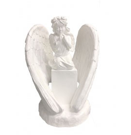 Klęcząca dziewczynka w skrzydłach - Figura sakralna - 95-100 cm - R 70